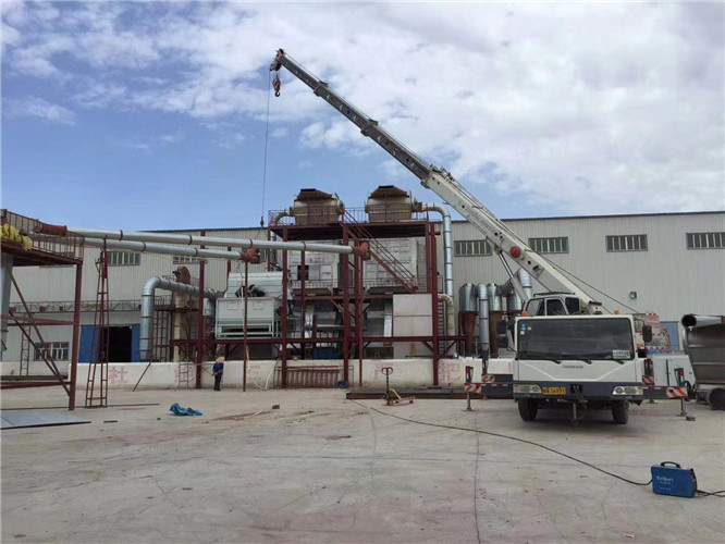 湟中区“手脚齐动”—— 吊车的 “协同作业” 技术